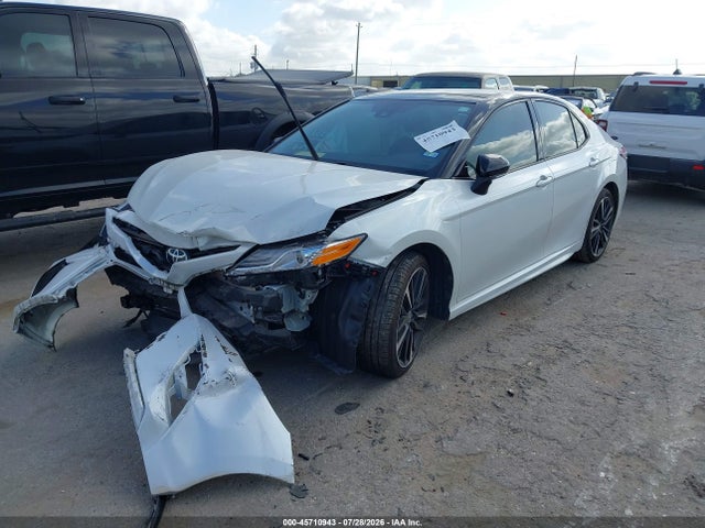 45710943 :رقم المزاد ، 4T1K61AK8LU370120 vin ، 2020 Toyota Camry Xse مزاد بيع