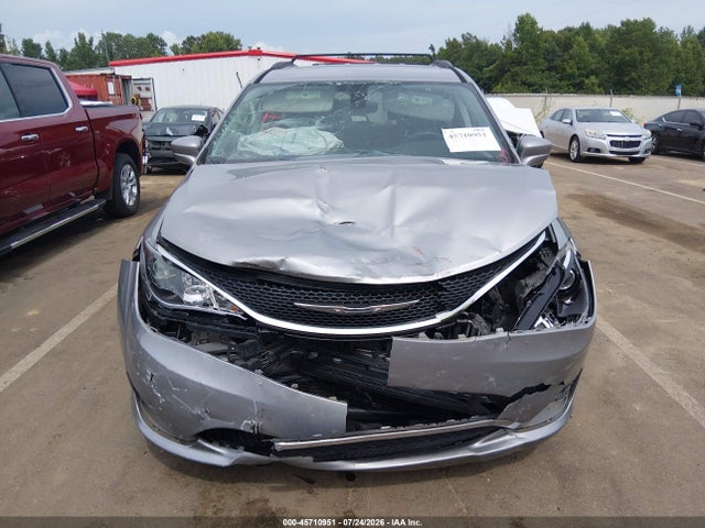 Aukcja sprzedaży 2017 Chrysler Pacifica Touring-l, vin: 2C4RC1BG4HR569840, numer aukcji: 45710951
