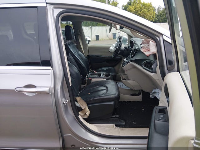 Aukcja sprzedaży 2017 Chrysler Pacifica Touring-l, vin: 2C4RC1BG4HR569840, numer aukcji: 45710951