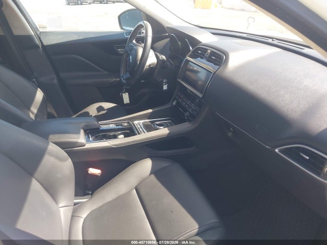 Продаж на аукціоні авто 2019 Jaguar F-pace 25t Premium, vin: SADCJ2FX0KA396281, номер лоту: 45710956
