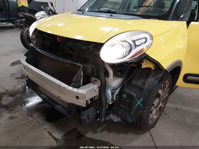 ZFBCFADH4FZ032927 Fiat 500L TREKKING