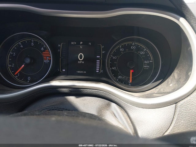 Продаж на аукціоні авто 2016 Jeep Cherokee Sport, vin: 1C4PJMAB5GW313894, номер лоту: 45710962