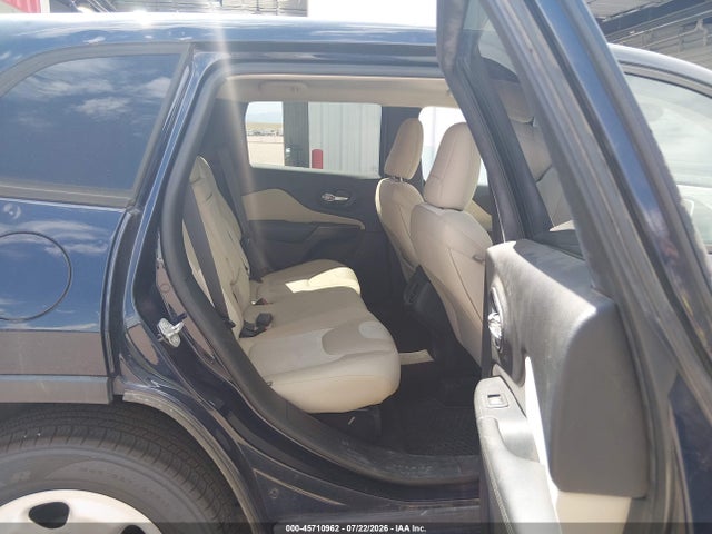 Продаж на аукціоні авто 2016 Jeep Cherokee Sport, vin: 1C4PJMAB5GW313894, номер лоту: 45710962