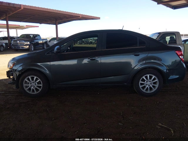 Chevrolet Sonic Lt Auto 2019 1G1JD5SB4K4114544 Image 15