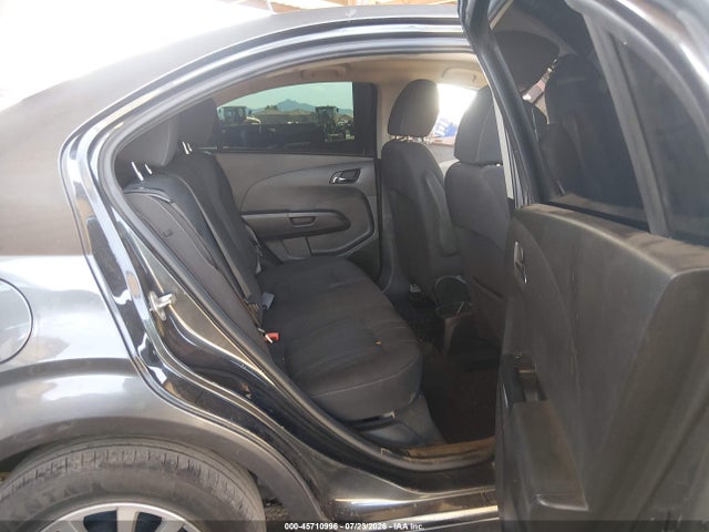 Chevrolet Sonic Lt Auto 2019 1G1JD5SB4K4114544 Image 8