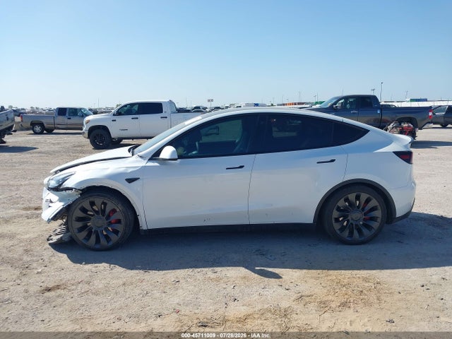 Продаж на аукціоні авто 2022 Tesla Model Y Performance Dual Motor All-wheel Drive, vin: 7SAYGDEF1NF397958, номер лоту: 45711009