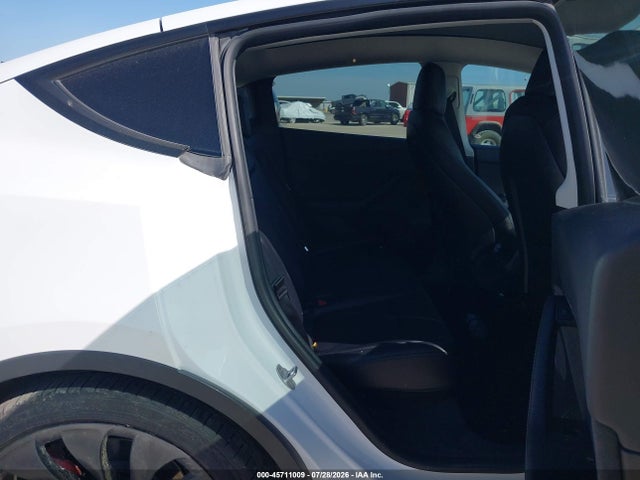 Продаж на аукціоні авто 2022 Tesla Model Y Performance Dual Motor All-wheel Drive, vin: 7SAYGDEF1NF397958, номер лоту: 45711009