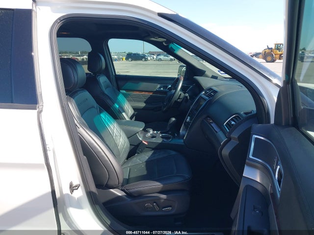 Продажа на аукционе авто 2016 Ford Explorer Platinum, vin: 1FM5K8HT8GGD12769, номер лота: 45711044