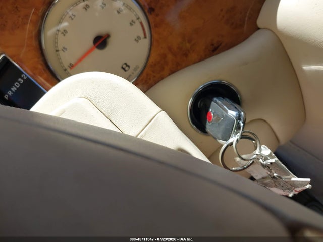 2005 Bentley Arnage R/rl მანქანა იყიდება აუქციონზე, vin: SCBLC37F85CX10918, აუქციონის ნომერი: 45711047