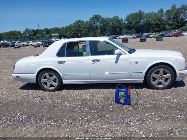 2005 Bentley Arnage R/rl მანქანა იყიდება აუქციონზე, vin: SCBLC37F85CX10918, აუქციონის ნომერი: 45711047