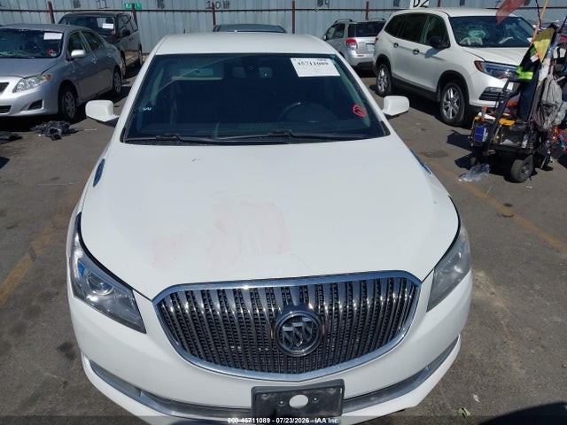 1G4GB5G38FF119972 Buick Lacrosse Leather