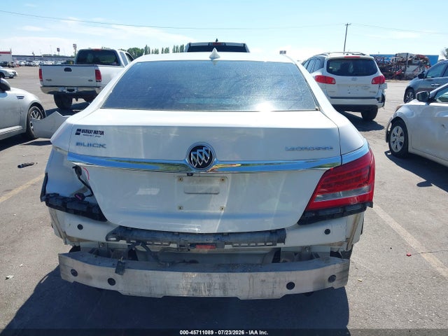 1G4GB5G38FF119972 Buick Lacrosse Leather
