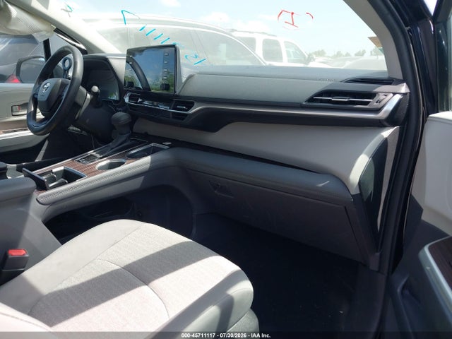 Продажа на аукционе авто 2024 Toyota Sienna Le, vin: 5TDKRKEC5RS188554, номер лота: 45711117