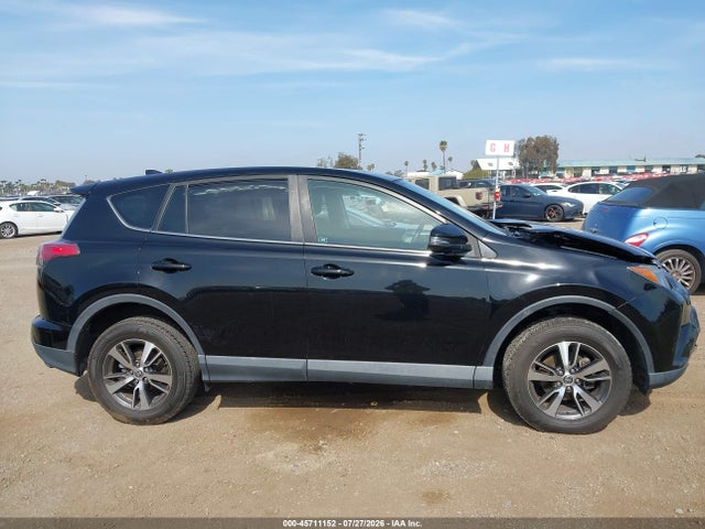 Toyota Rav4 Xle 2018 2T3WFREV6JW510853 Image 13