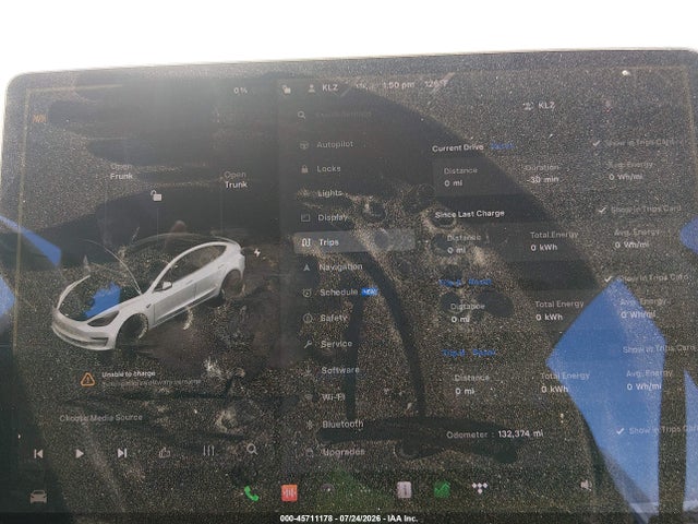 Tesla Model 3 Long Range/mid Range 2018 5YJ3E1EA2JF060709 Image 18