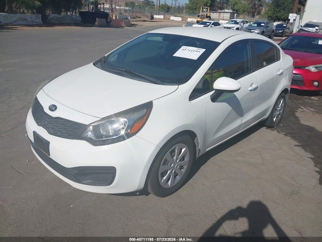 KIA RIO LX 2014 KNADM4A31E6354391 Image 2