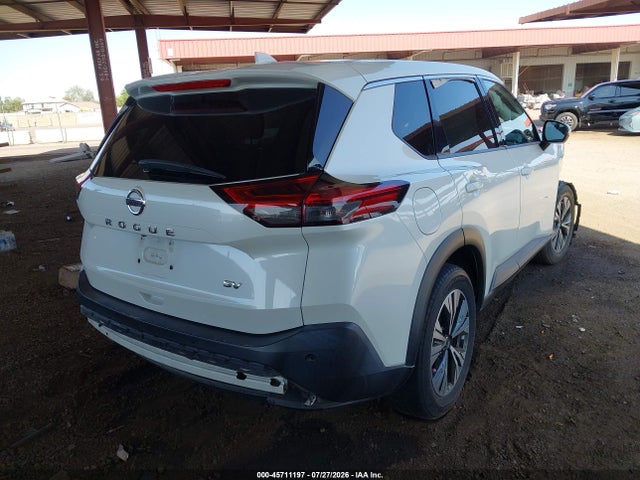 5N1AT3BA6MC734726 Nissan Rogue Sv Fwd