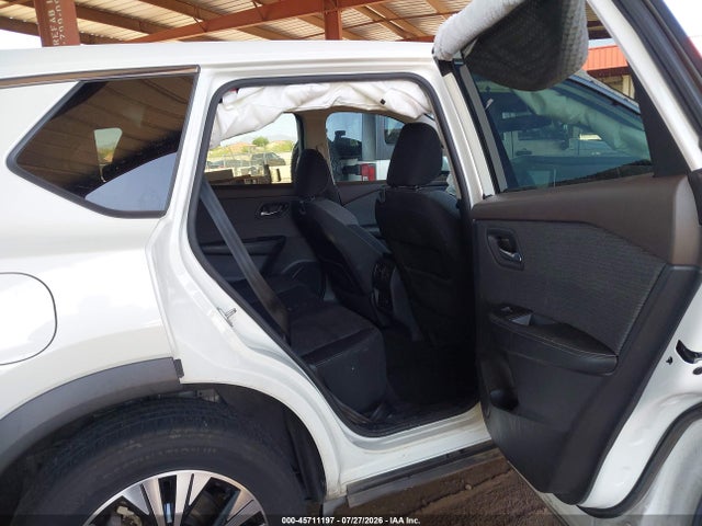5N1AT3BA6MC734726 Nissan Rogue Sv Fwd
