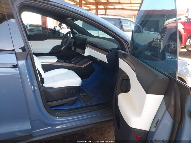 Tesla Model X All-wheel Drive 2026 7SAXCAE53TF488157 Image 5