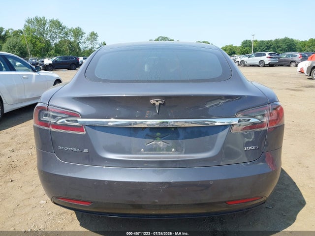 45711223 :رقم المزاد ، 5YJSA1E21JF292976 vin ، 2018 Tesla Model S 100d/75d/p100d مزاد بيع