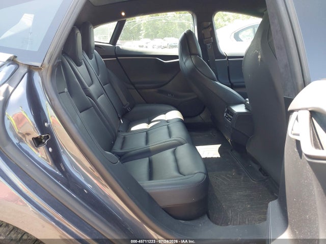 45711223 :رقم المزاد ، 5YJSA1E21JF292976 vin ، 2018 Tesla Model S 100d/75d/p100d مزاد بيع