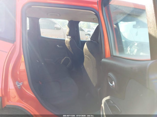Jeep Renegade Sport 2015 ZACCJAAT7FPC32493 Image 8