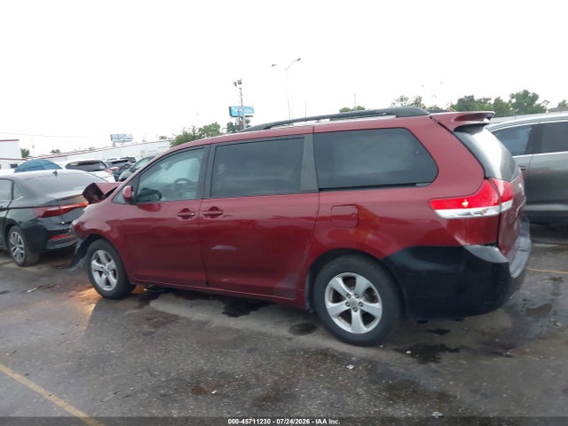 Продажа на аукционе авто 2011 Toyota Sienna Le V6, vin: 5TDKK3DC8BS168316, номер лота: 45711230