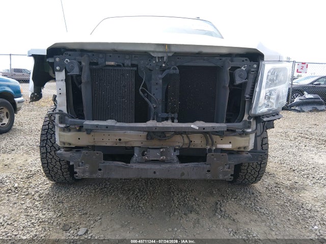 45711244 :رقم المزاد ، 1N6AA1FA5MN500135 vin ، 2021 Nissan Titan Xd S 4x4 مزاد بيع