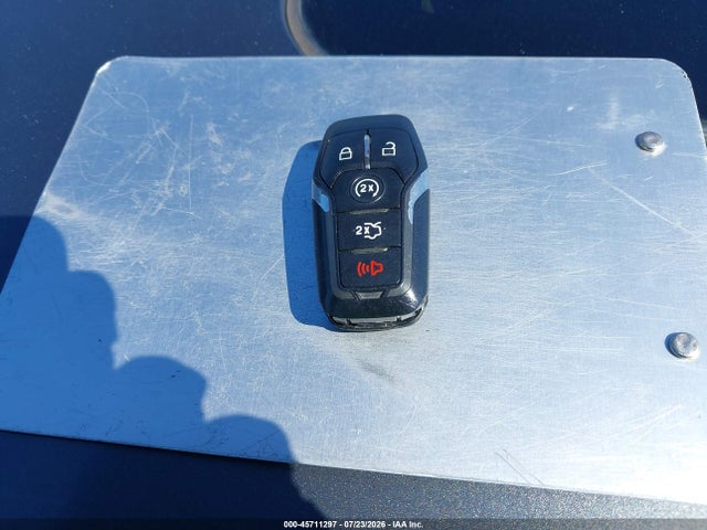 Ford Fusion Energi Titanium 2016 3FA6P0SU4GR235913 Image 11