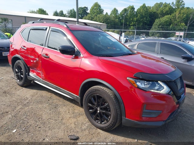 2017 Nissan Rogue Sv მანქანა იყიდება აუქციონზე, vin: 5N1AT2MV0HC875808, აუქციონის ნომერი: 45711349