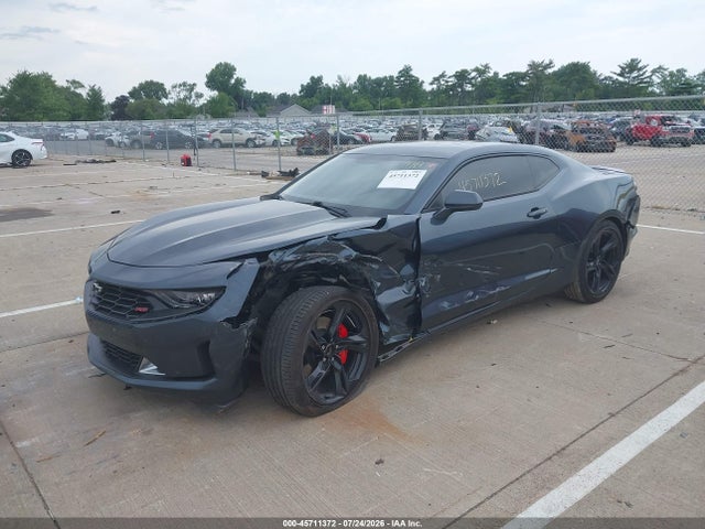 45711372 :رقم المزاد ، 1G1FB1RS8M0126765 vin ، 2021 Chevrolet Camaro Rwd  1lt مزاد بيع