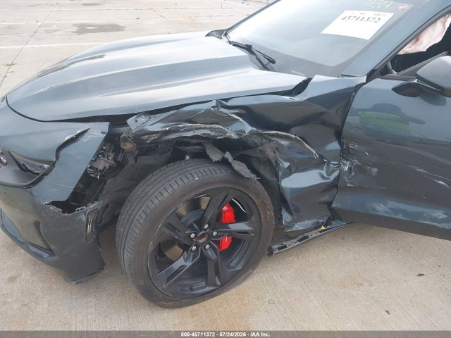 45711372 :رقم المزاد ، 1G1FB1RS8M0126765 vin ، 2021 Chevrolet Camaro Rwd  1lt مزاد بيع