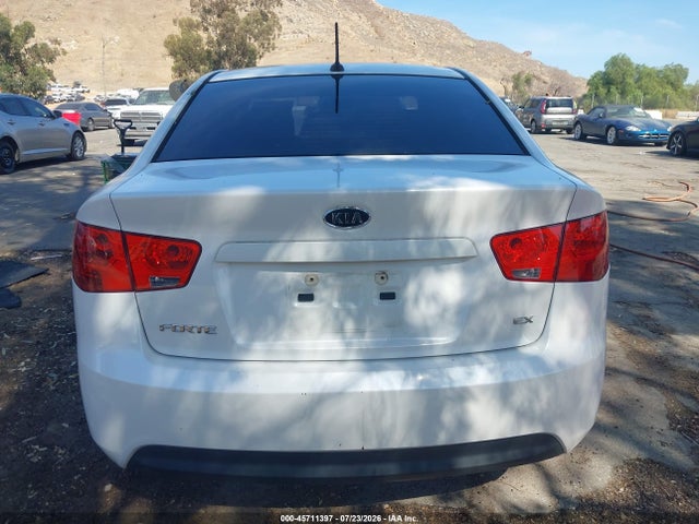 45711397 :رقم المزاد ، KNAFU4A2XD5688178 vin ، 2013 Kia Forte Ex مزاد بيع