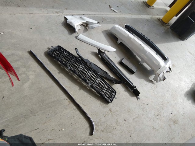 Toyota 4RUNNER SR5 2018 JTEBU5JR7J5584064 Image 12