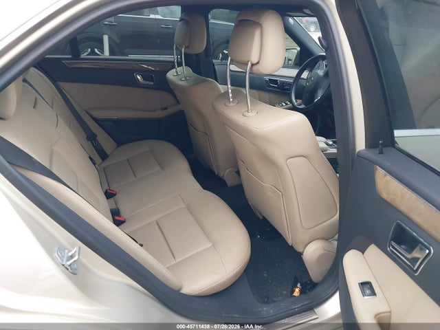 45711438 :رقم المزاد ، WDDHF8HB0BA437571 vin ، 2011 Mercedes-benz E 350 4matic مزاد بيع
