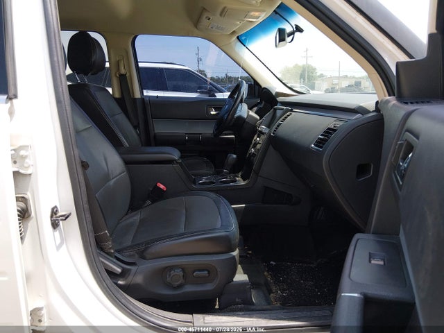 2FMGK5C80FBA07735 Ford FLEX SEL
