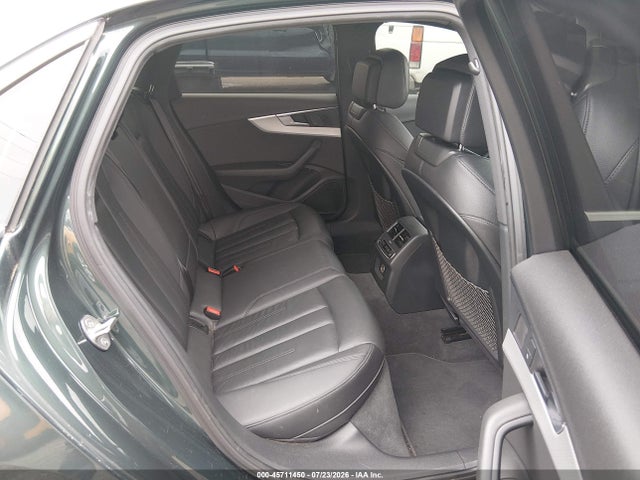 45711450 :رقم المزاد ، WAUENAF43HN014316 vin ، 2017 Audi A4 Premium Plus مزاد بيع