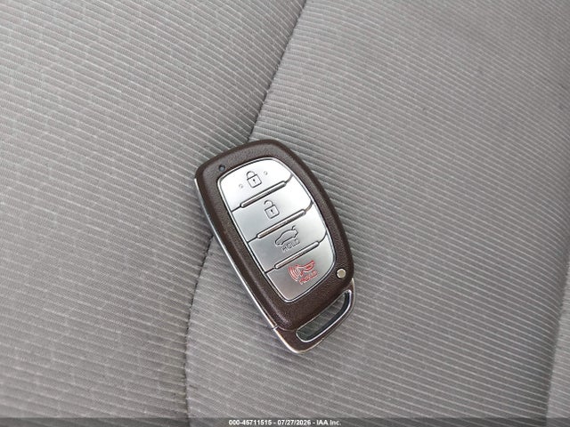 5NPD84LF8HH025714 Hyundai ELANTRA SE