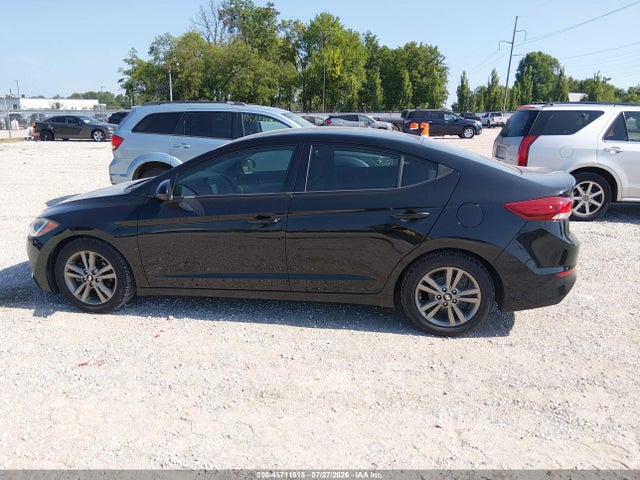 5NPD84LF8HH025714 Hyundai ELANTRA SE