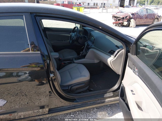 5NPD84LF8HH025714 Hyundai ELANTRA SE