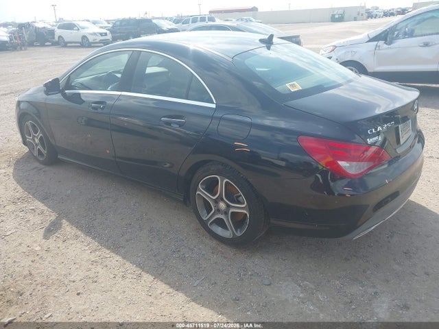 45711519 :رقم المزاد ، WDDSJ4GB5HN409717 vin ، 2017 Mercedes-benz Cla 250 4matic مزاد بيع