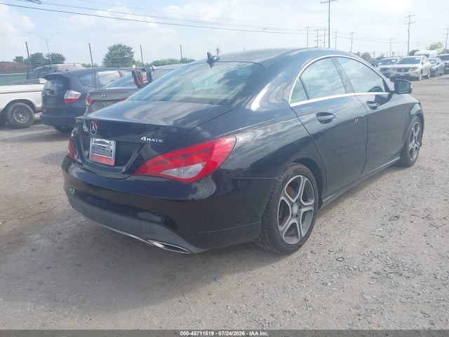 45711519 :رقم المزاد ، WDDSJ4GB5HN409717 vin ، 2017 Mercedes-benz Cla 250 4matic مزاد بيع