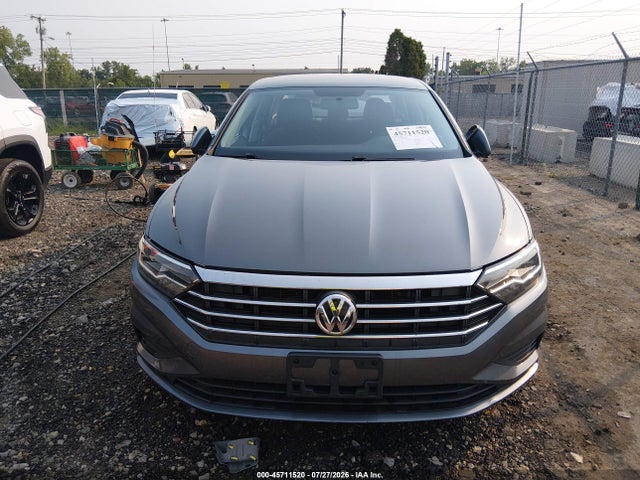 45711520 :رقم المزاد ، 3VWC57BUXMM038004 vin ، 2021 Volkswagen Jetta 1.4t R-line/1.4t Se/s مزاد بيع