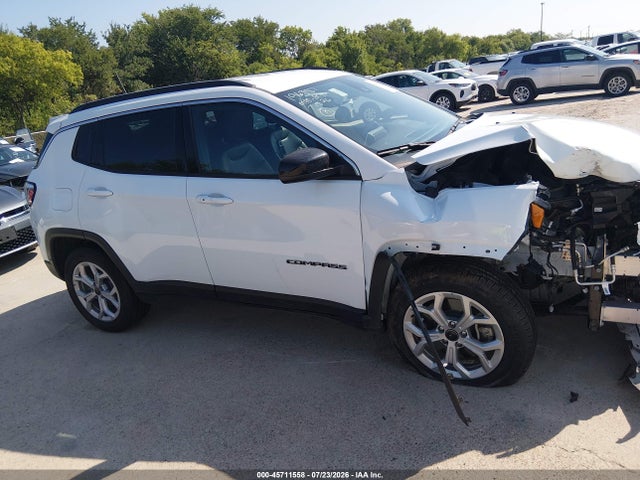 Jeep Compass Latitude 4x4 2025 3C4NJDBN5ST603857 Image 13