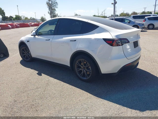 Продаж на аукціоні авто 2024 Tesla Model Y Long Range Dual Motor All-wheel Drive, vin: 7SAYGAEE1RF169051, номер лоту: 45711604