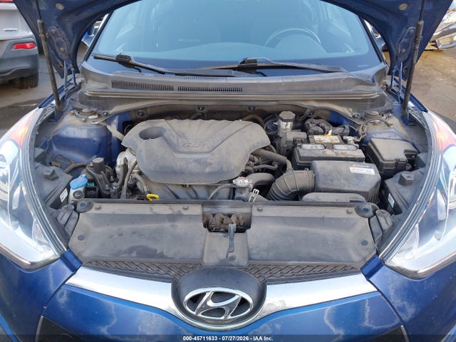 Hyundai Veloster Value Edition 2017 KMHTC6AD4HU318180 Image 10