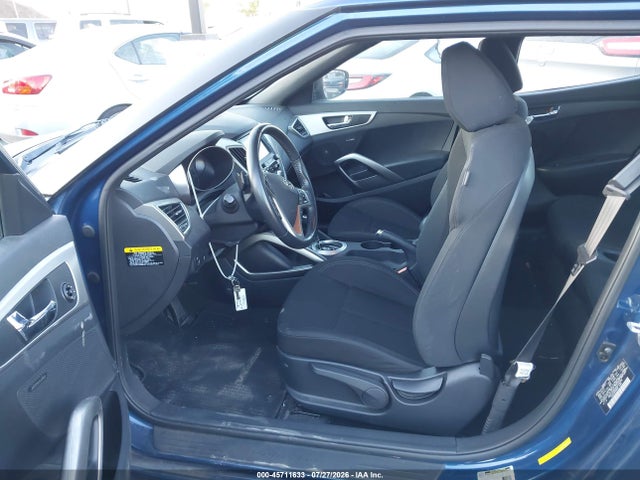 Hyundai Veloster Value Edition 2017 KMHTC6AD4HU318180 Image 5