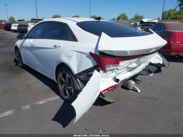 5NPLS4AG9PH097268 Hyundai ELANTRA SEL