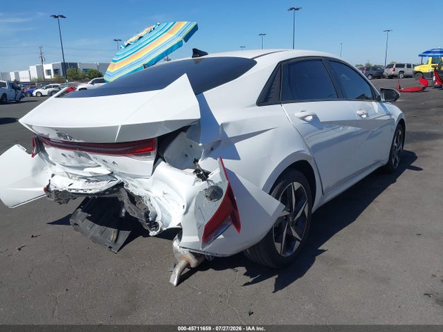5NPLS4AG9PH097268 Hyundai ELANTRA SEL