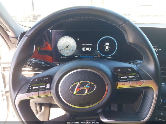 5NPLS4AG9PH097268 Hyundai ELANTRA SEL